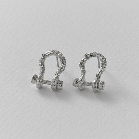 A.M. Aged Boatyard Link Stud Earrings Silver