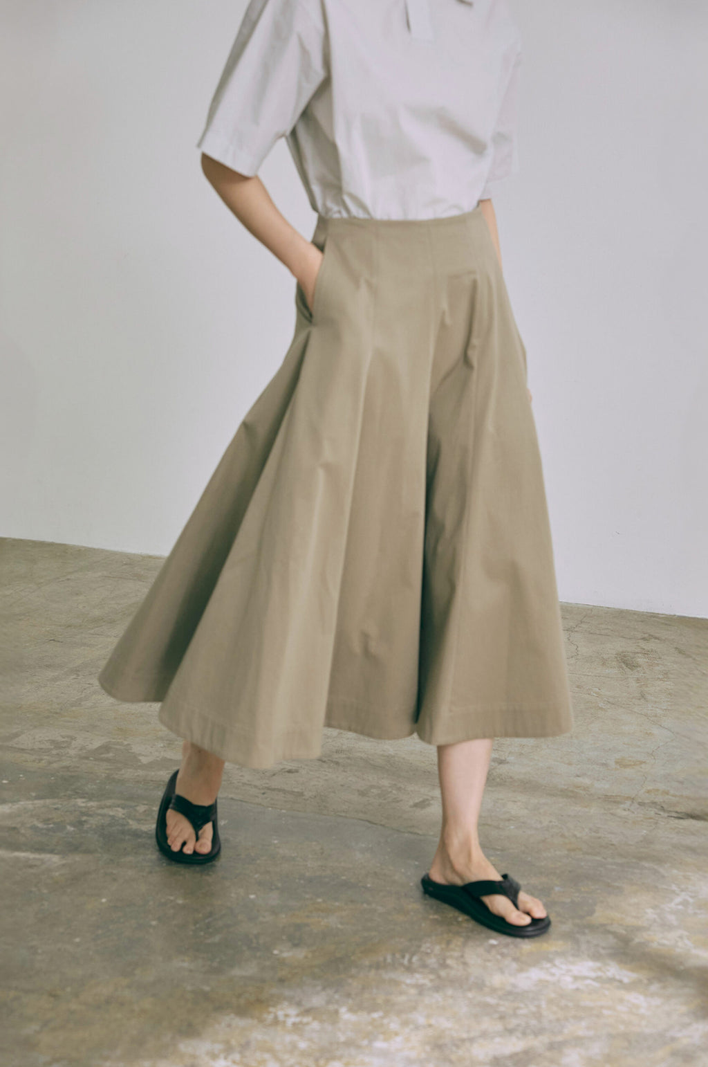 Tangle Chino Skirt Kaki