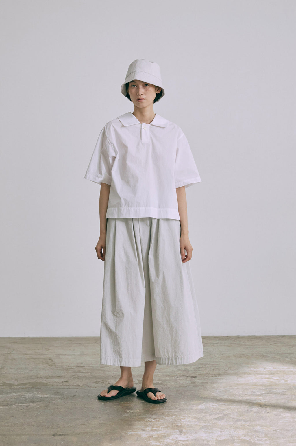 Twin-W Top White